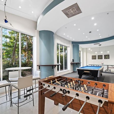 Luxury Beachfront Condo Private Beach Access, Pool & Game Room!!! Hollywood Bagian luar foto